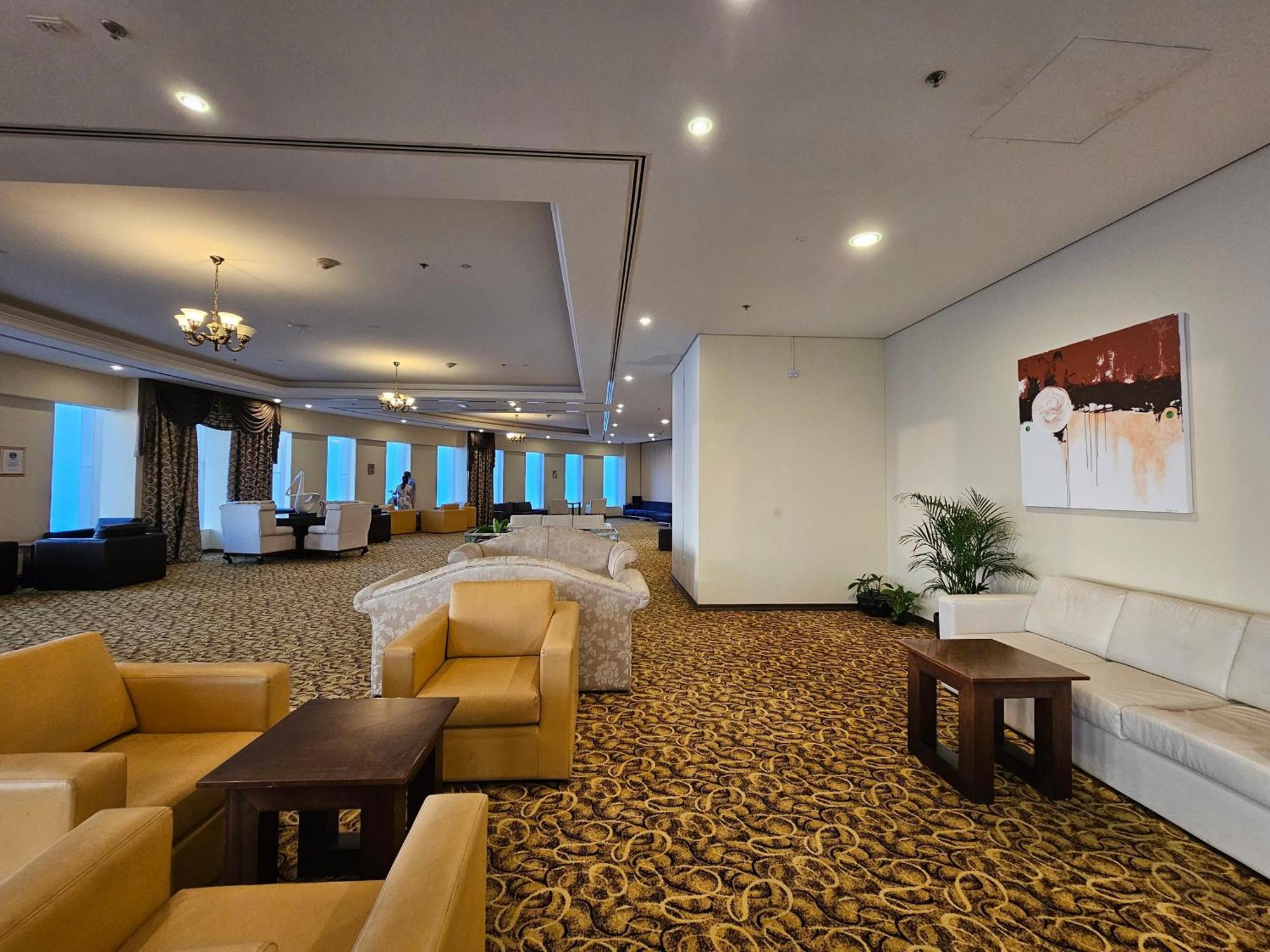 Super Host At Highest Residential Tower In The World, Private Rooms In A Shared Apartment Dubai Buitenkant foto