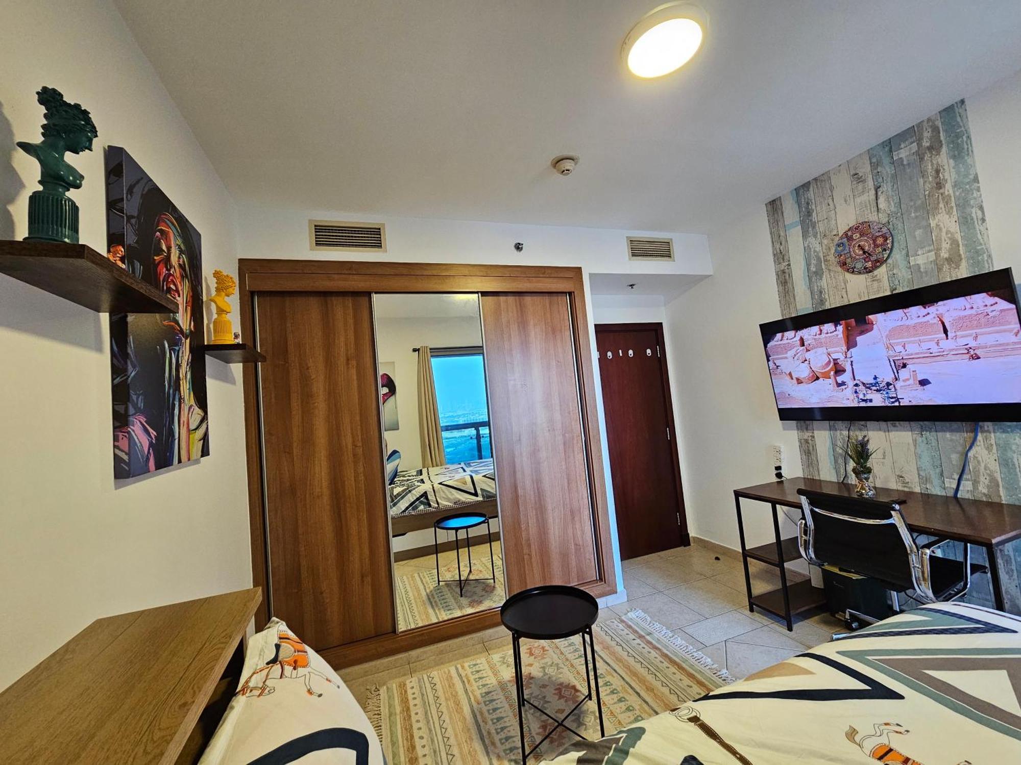 Super Host At Highest Residential Tower In The World, Private Rooms In A Shared Apartment Dubai Kamer foto